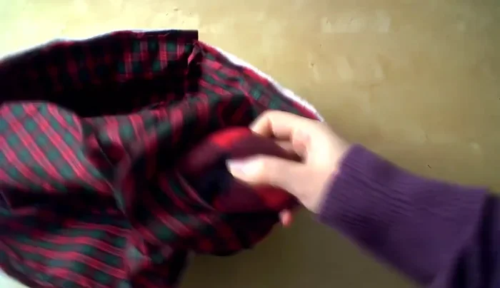 Close the remaining gusset: Turn in the raw edges of the open gusset and topstitch it closed.