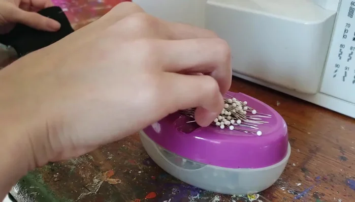 Decorative Stitching: Do decorative stitching to secure the foam and enhance the wing's appearance.