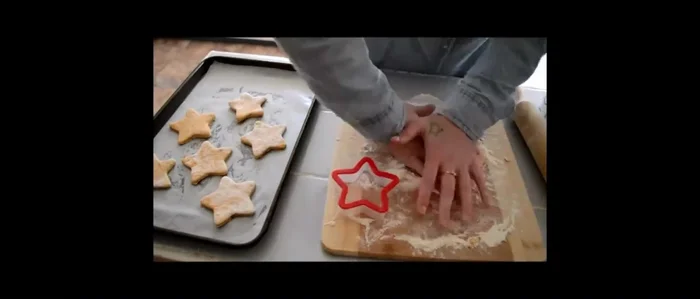 Bake at 200 degrees Celsius for 10-20 minutes.