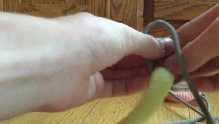 Tie the long rope to the other remaining cotton band. This will be the leash.