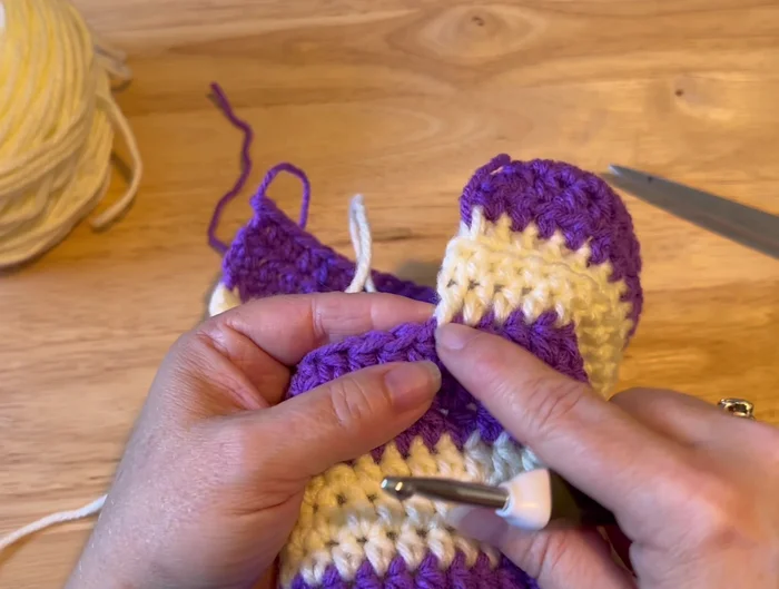 Chain 2, turn. Decrease on each end of the next 3 rows (resulting in 18, 16, 14 stitches, respectively).