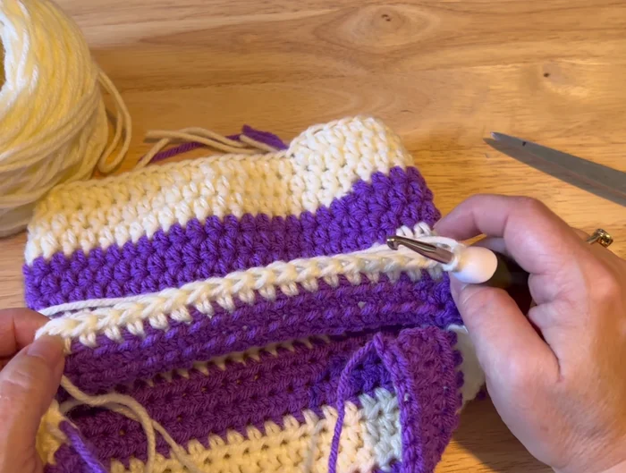 Chain 2, turn. Decrease on each end of the next 3 rows (resulting in 18, 16, 14 stitches, respectively).