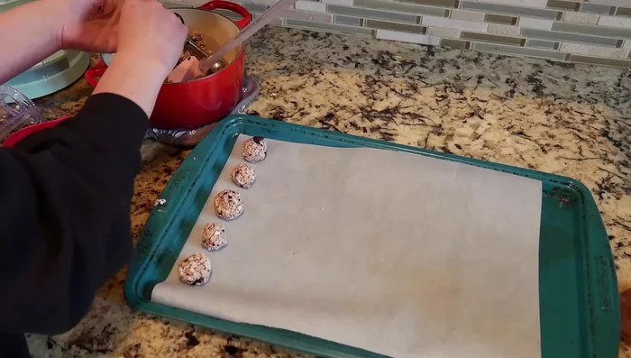 Refrigerate the treats for a couple of hours to firm up.