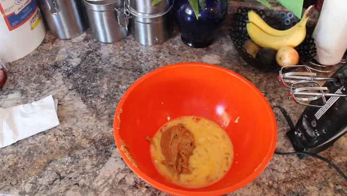 Mix all ingredients thoroughly.