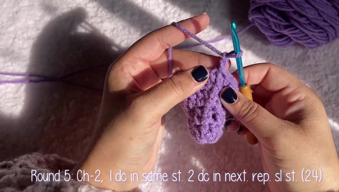 Rounds 8-9: 1 double crochet in each stitch (32 total).