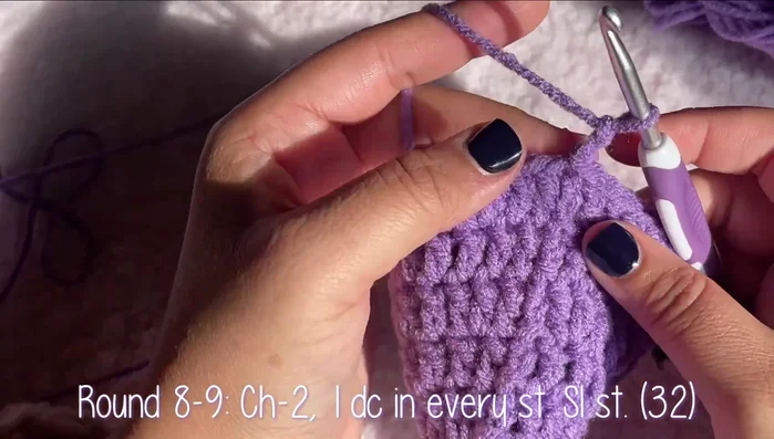 Rounds 8-9: 1 double crochet in each stitch (32 total).