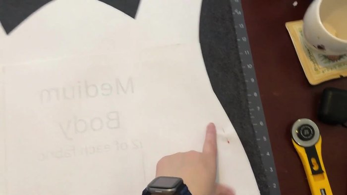 Cut out two body pieces (one in each fabric).