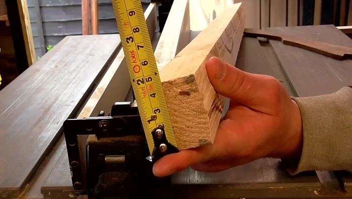 Cut internal upright pieces (45mm x 35mm) to reinforce the 60° miter joints, using a 30° angled table saw blade.