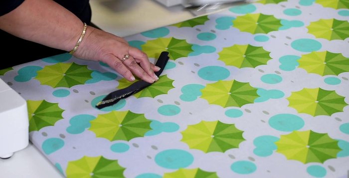 Fold collar in half (wrong sides together).