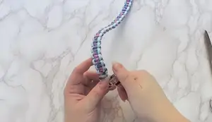 DIY Pet Collar: Custom Color Paracord Tutorial