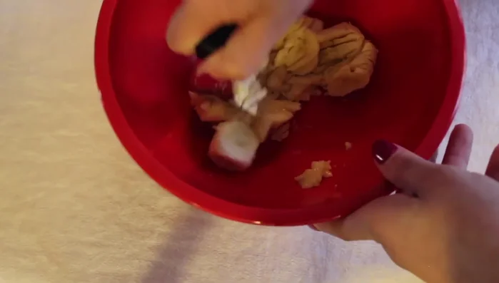 Mix the banana and peanut butter mixture with the powdered oatmeal (reserve about a tablespoon of oatmeal).