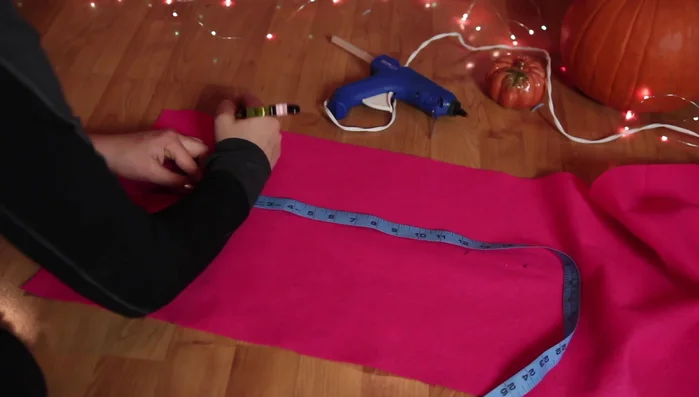 Attach Velcro to the bib for fastening around the neck.