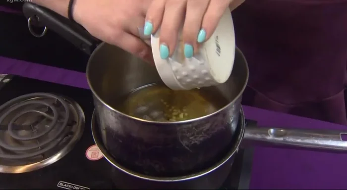 Melt the beeswax and oil together.