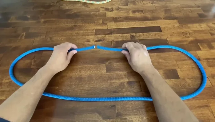 Divide each loop into three equal parts.