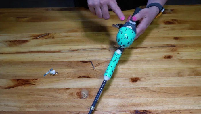 Ensure enough line is on the end; push the button again if needed.