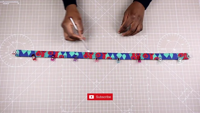 Sew the fabric: Sew right at the edge of both sides (top stitch).