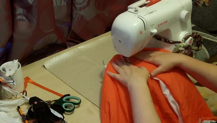 Close the opening: Close the opening left for turning.