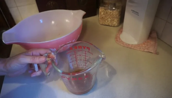 Add liquid: Add chicken liver broth and water for a total of 2 cups of liquid.