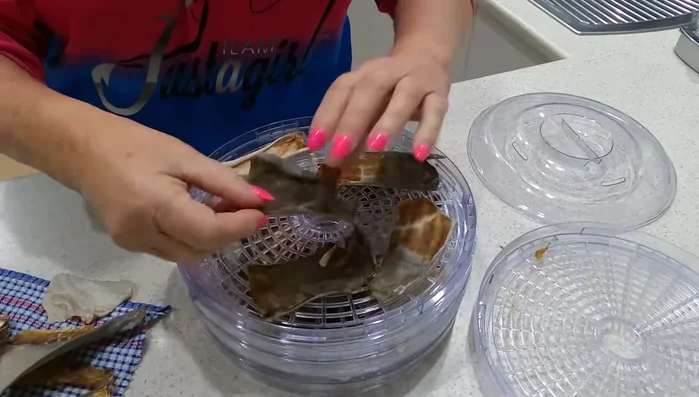 Store the treats in an airtight container (Ziploc bag) with silica gel packets to absorb moisture and prevent spoilage.