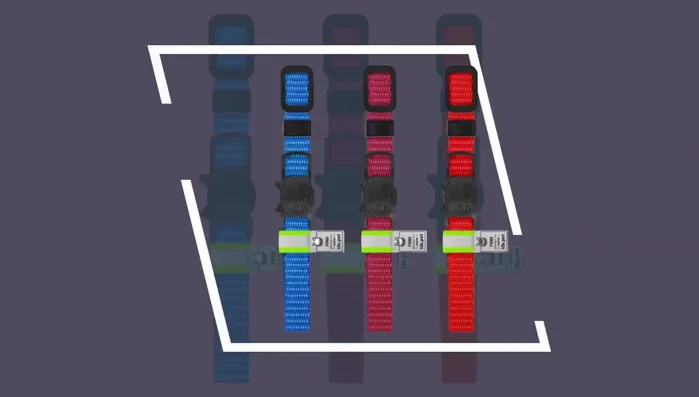 Review Collar #5: Navi Taggy Cat Breakaway Collars – features three collars (blue, pink, red) with reflective tags, breakaway safety buckle, comfortable fit, bright colors, and reflective strip for visibility.